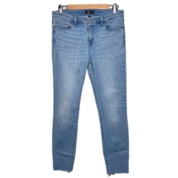 Abercrombie & Fitch Womens Size 30 Harper Low Rise Ankle Jean Light Wash Raw Hem - Picture 1 of 13